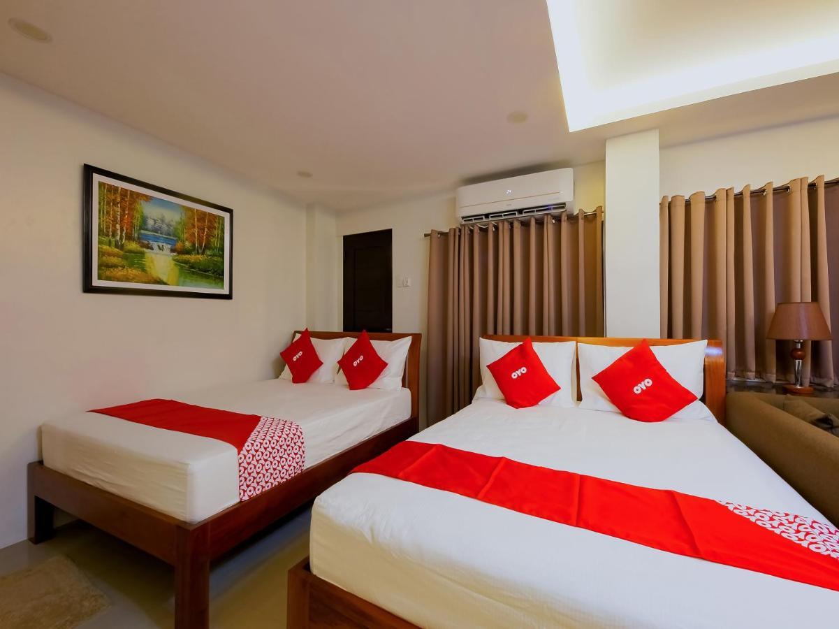 Oyo 848 Dona Aurora Condotel Quezon City Extérieur photo