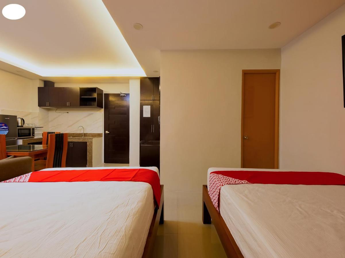 Oyo 848 Dona Aurora Condotel Quezon City Extérieur photo